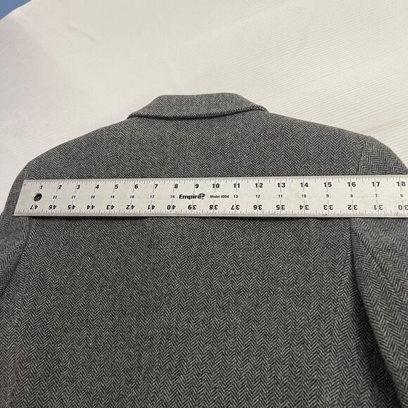 L.L. Bean Grey Herringbone Blazer Size 10R - Picture 7 of 7
